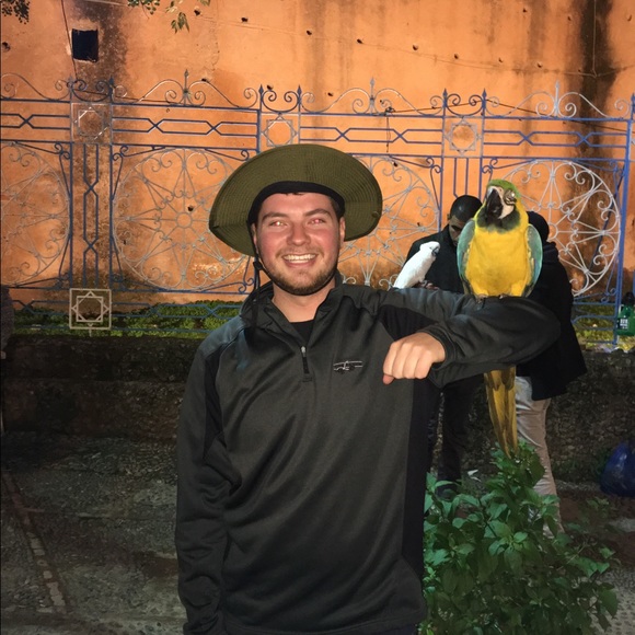 Meet your Posher, Thomas - Picture 1 of 1